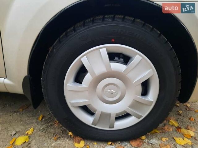 Серый Шевроле Авео, объемом двигателя 1.6 л и пробегом 86 тыс. км за 5000 $, фото 22 на Automoto.ua