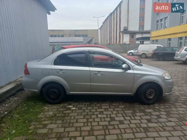 Серый Шевроле Авео, объемом двигателя 1.6 л и пробегом 220 тыс. км за 2999 $, фото 3 на Automoto.ua