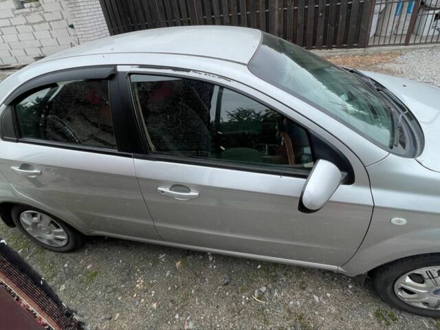 Серый Шевроле Авео, объемом двигателя 1.6 л и пробегом 260 тыс. км за 3000 $, фото 7 на Automoto.ua