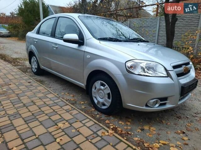 Серый Шевроле Авео, объемом двигателя 1.6 л и пробегом 86 тыс. км за 5000 $, фото 6 на Automoto.ua