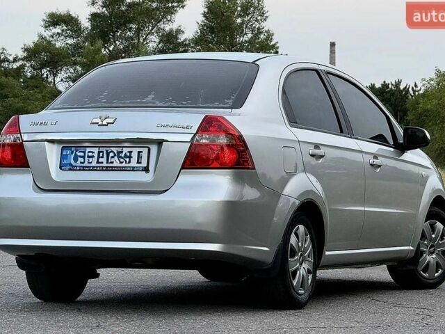 Серый Шевроле Авео, объемом двигателя 1.6 л и пробегом 137 тыс. км за 3999 $, фото 15 на Automoto.ua