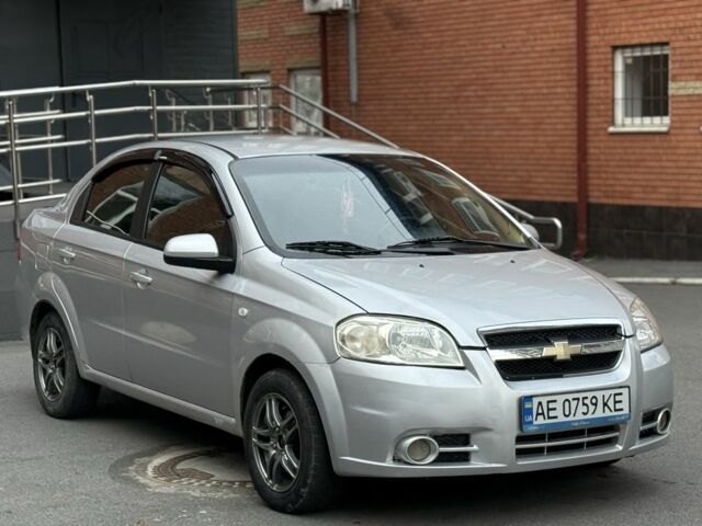 Сірий Шевроле Авео, об'ємом двигуна 1.6 л та пробігом 198 тис. км за 3700 $, фото 1 на Automoto.ua
