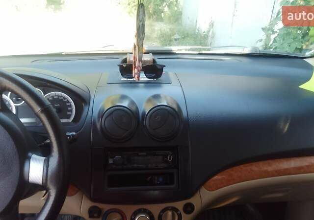 Серый Шевроле Авео, объемом двигателя 1.6 л и пробегом 157 тыс. км за 4400 $, фото 21 на Automoto.ua