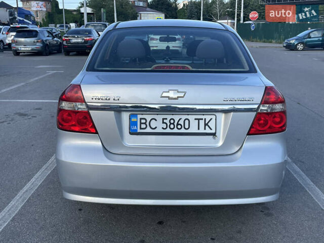 Серый Шевроле Авео, объемом двигателя 1.6 л и пробегом 93 тыс. км за 4600 $, фото 4 на Automoto.ua