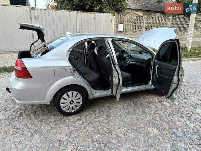 Серый Шевроле Авео, объемом двигателя 1.5 л и пробегом 165 тыс. км за 4900 $, фото 19 на Automoto.ua