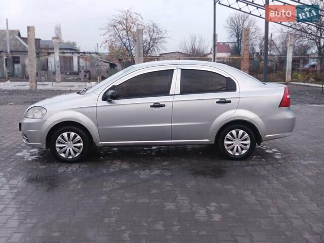 Серый Шевроле Авео, объемом двигателя 1.5 л и пробегом 220 тыс. км за 3550 $, фото 6 на Automoto.ua