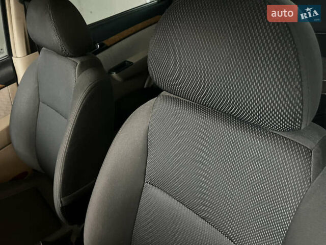 Серый Шевроле Авео, объемом двигателя 1.6 л и пробегом 192 тыс. км за 4000 $, фото 4 на Automoto.ua