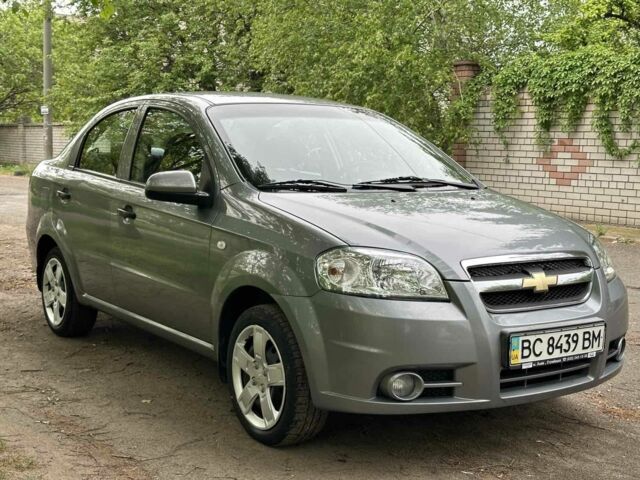 Серый Шевроле Авео, объемом двигателя 1.5 л и пробегом 103 тыс. км за 4700 $, фото 2 на Automoto.ua