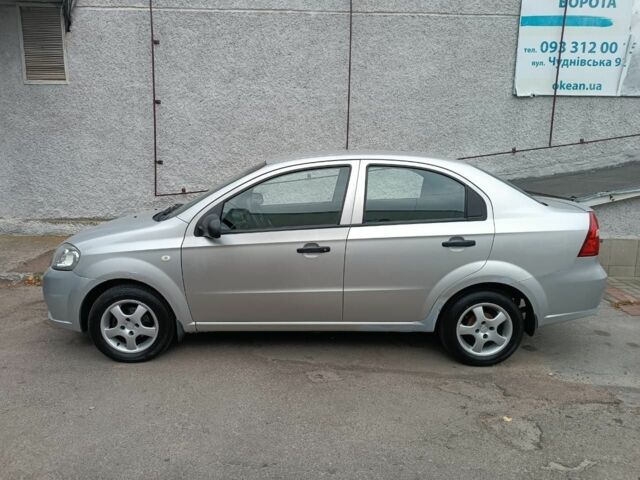 Серый Шевроле Авео, объемом двигателя 1.4 л и пробегом 180 тыс. км за 3899 $, фото 2 на Automoto.ua
