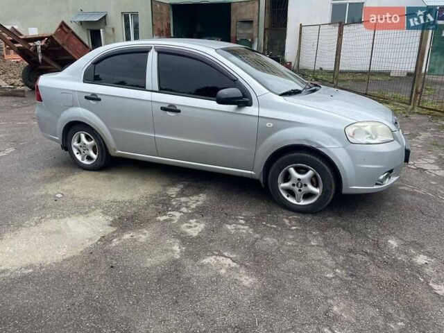 Серый Шевроле Авео, объемом двигателя 1.5 л и пробегом 250 тыс. км за 3600 $, фото 6 на Automoto.ua