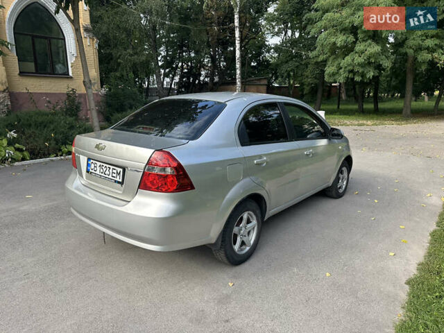 Серый Шевроле Авео, объемом двигателя 1.6 л и пробегом 237 тыс. км за 3800 $, фото 2 на Automoto.ua