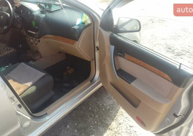 Серый Шевроле Авео, объемом двигателя 1.6 л и пробегом 157 тыс. км за 4400 $, фото 18 на Automoto.ua