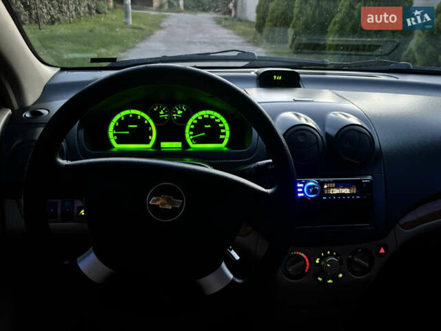Серый Шевроле Авео, объемом двигателя 1.6 л и пробегом 122 тыс. км за 4999 $, фото 43 на Automoto.ua