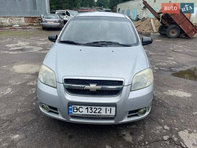 Серый Шевроле Авео, объемом двигателя 1.5 л и пробегом 250 тыс. км за 3600 $, фото 5 на Automoto.ua