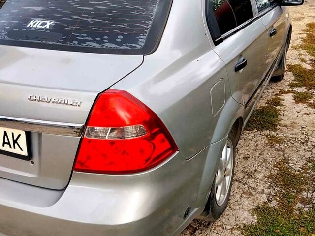 Серый Шевроле Авео, объемом двигателя 1.5 л и пробегом 227 тыс. км за 3000 $, фото 3 на Automoto.ua
