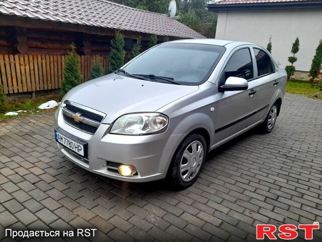 Серый Шевроле Авео, объемом двигателя 1.5 л и пробегом 240 тыс. км за 3850 $, фото 4 на Automoto.ua