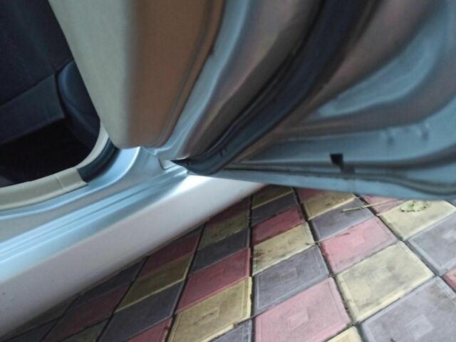 Серый Шевроле Авео, объемом двигателя 1.6 л и пробегом 186 тыс. км за 5000 $, фото 14 на Automoto.ua