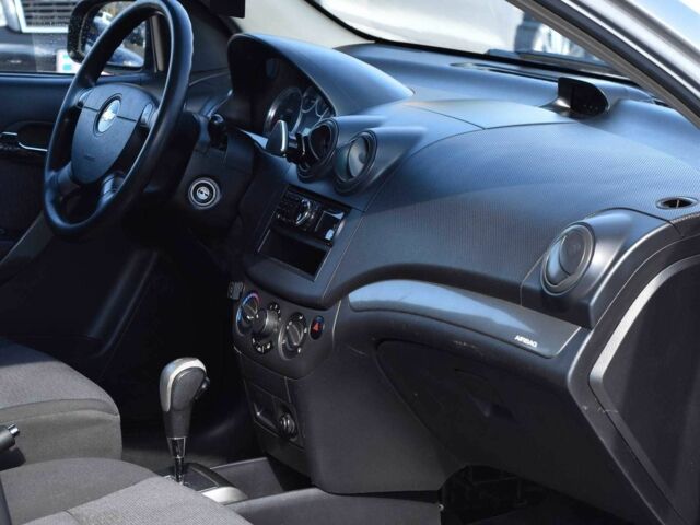 Серый Шевроле Авео, объемом двигателя 1.5 л и пробегом 151 тыс. км за 4499 $, фото 10 на Automoto.ua