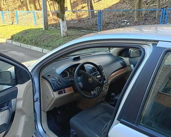 Серый Шевроле Авео, объемом двигателя 1.6 л и пробегом 275 тыс. км за 3500 $, фото 1 на Automoto.ua