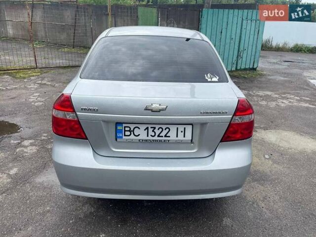 Серый Шевроле Авео, объемом двигателя 1.5 л и пробегом 250 тыс. км за 3600 $, фото 1 на Automoto.ua