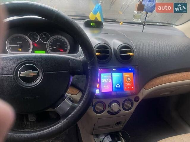 Сірий Шевроле Авео, об'ємом двигуна 1.6 л та пробігом 304 тис. км за 3950 $, фото 8 на Automoto.ua
