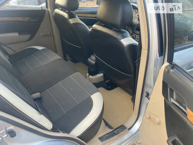 Серый Шевроле Авео, объемом двигателя 1.6 л и пробегом 128 тыс. км за 4900 $, фото 10 на Automoto.ua