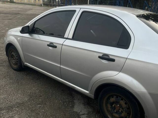 Сірий Шевроле Авео, об'ємом двигуна 1.5 л та пробігом 146 тис. км за 3600 $, фото 2 на Automoto.ua
