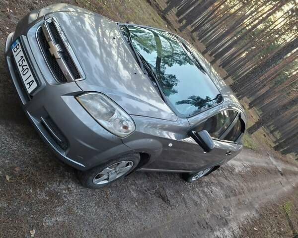 Серый Шевроле Авео, объемом двигателя 1.5 л и пробегом 194 тыс. км за 4000 $, фото 1 на Automoto.ua