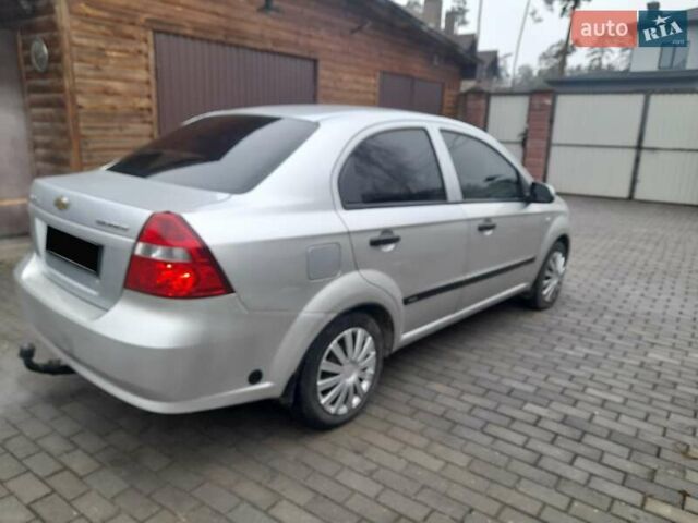 Серый Шевроле Авео, объемом двигателя 1.5 л и пробегом 240 тыс. км за 3750 $, фото 5 на Automoto.ua