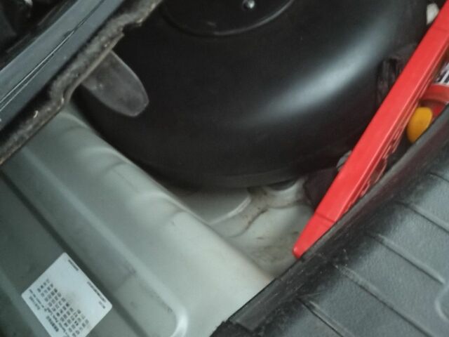 Серый Шевроле Авео, объемом двигателя 1.6 л и пробегом 186 тыс. км за 5000 $, фото 16 на Automoto.ua