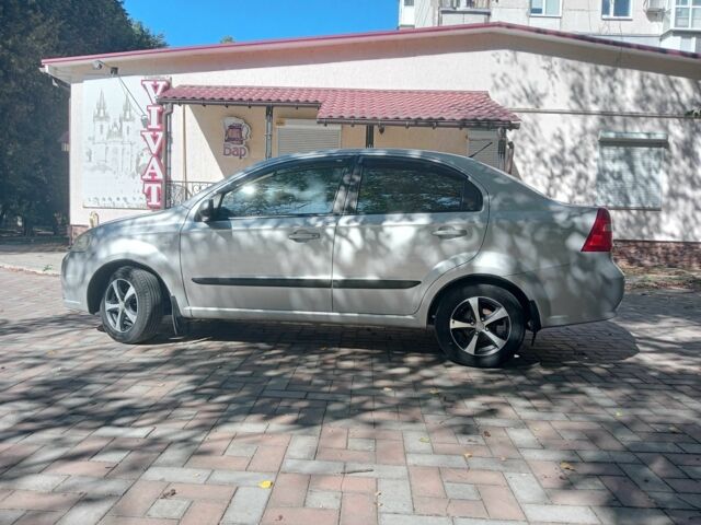 Серый Шевроле Авео, объемом двигателя 1.6 л и пробегом 190 тыс. км за 4431 $, фото 3 на Automoto.ua