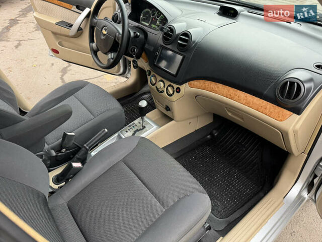 Серый Шевроле Авео, объемом двигателя 1.6 л и пробегом 175 тыс. км за 4350 $, фото 39 на Automoto.ua