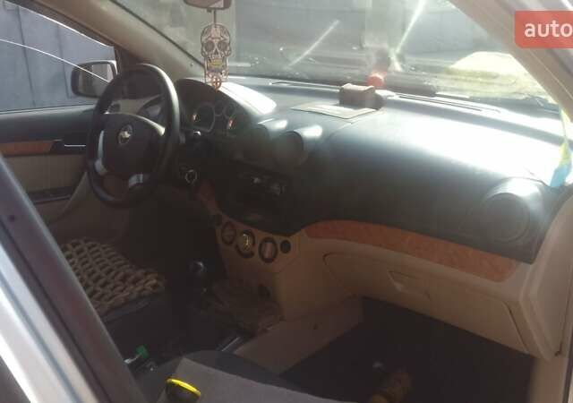 Серый Шевроле Авео, объемом двигателя 1.6 л и пробегом 157 тыс. км за 4400 $, фото 19 на Automoto.ua