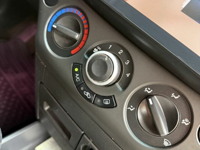 Серый Шевроле Авео, объемом двигателя 1.5 л и пробегом 277 тыс. км за 3899 $, фото 10 на Automoto.ua