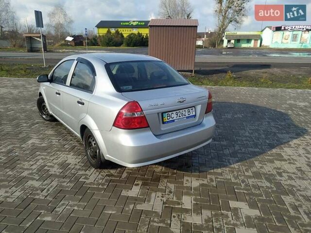 Сірий Шевроле Авео, об'ємом двигуна 1.5 л та пробігом 160 тис. км за 3200 $, фото 4 на Automoto.ua