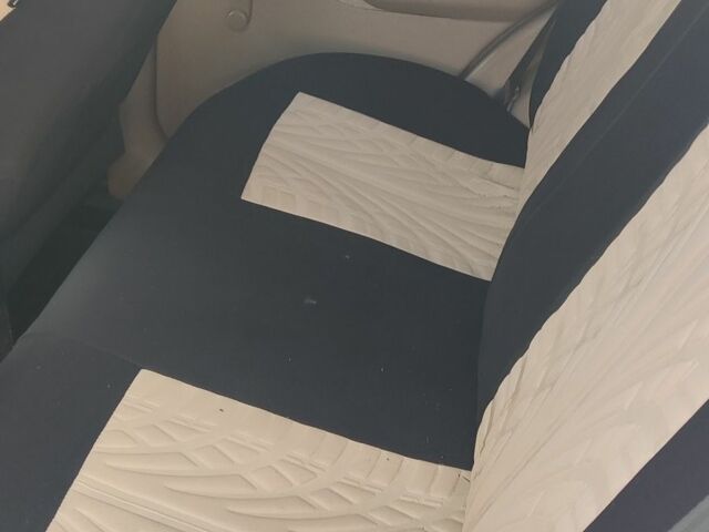 Сірий Шевроле Авео, об'ємом двигуна 1.6 л та пробігом 198 тис. км за 4000 $, фото 7 на Automoto.ua