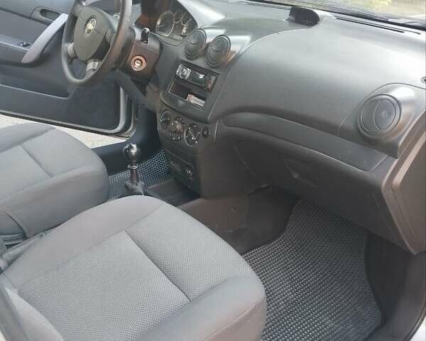 Серый Шевроле Авео, объемом двигателя 1.5 л и пробегом 78 тыс. км за 5300 $, фото 17 на Automoto.ua