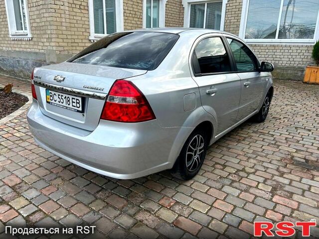 Серый Шевроле Авео, объемом двигателя 1.6 л и пробегом 270 тыс. км за 4000 $, фото 6 на Automoto.ua