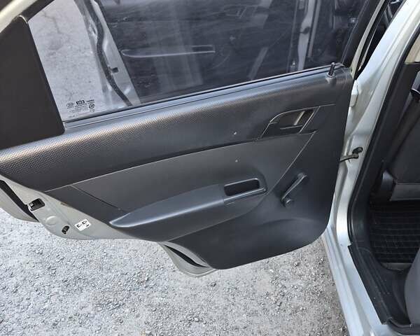 Сірий Шевроле Авео, об'ємом двигуна 1.5 л та пробігом 230 тис. км за 2700 $, фото 14 на Automoto.ua