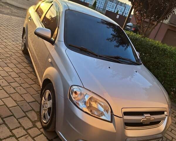 Шевроле Авео 2008 у Ужгороді на Automoto.ua Сірий Шевроле Авео, об'ємом двигуна 1.6 л та пробігом 165 тис. км за 4600 $, фото 4 на Automoto.ua