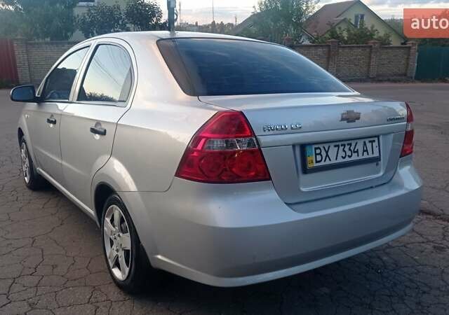Серый Шевроле Авео, объемом двигателя 0 л и пробегом 198 тыс. км за 3750 $, фото 6 на Automoto.ua