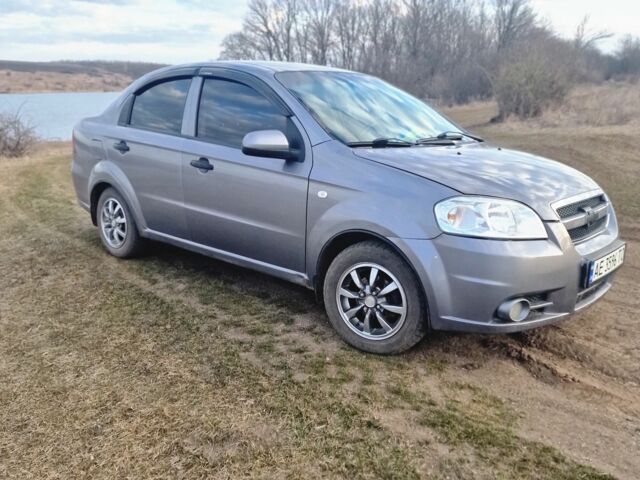 Сірий Шевроле Авео, об'ємом двигуна 0 л та пробігом 300 тис. км за 3891 $, фото 3 на Automoto.ua