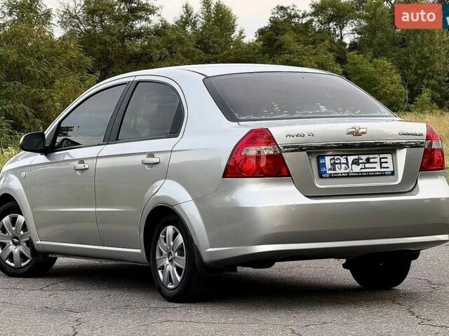 Серый Шевроле Авео, объемом двигателя 1.6 л и пробегом 137 тыс. км за 3999 $, фото 11 на Automoto.ua