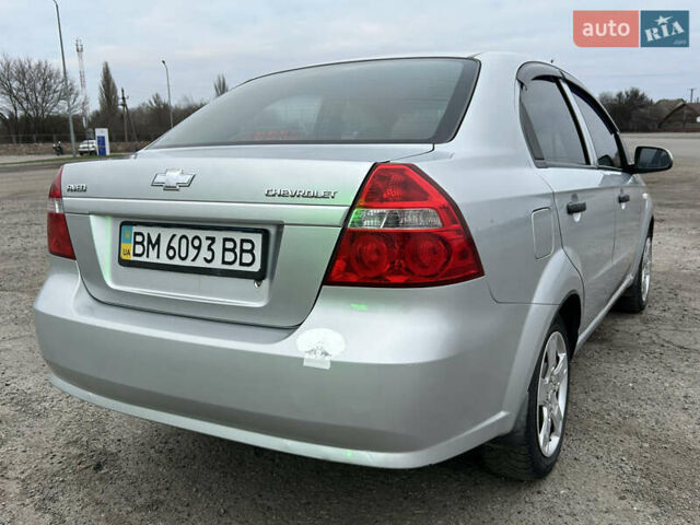 Серый Шевроле Авео, объемом двигателя 1.5 л и пробегом 180 тыс. км за 4300 $, фото 4 на Automoto.ua