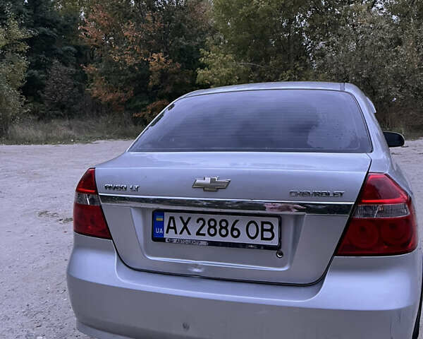 Серый Шевроле Авео, объемом двигателя 1.6 л и пробегом 350 тыс. км за 3600 $, фото 5 на Automoto.ua