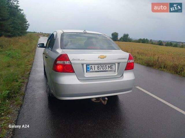 Сірий Шевроле Авео, об'ємом двигуна 1.5 л та пробігом 275 тис. км за 2350 $, фото 6 на Automoto.ua