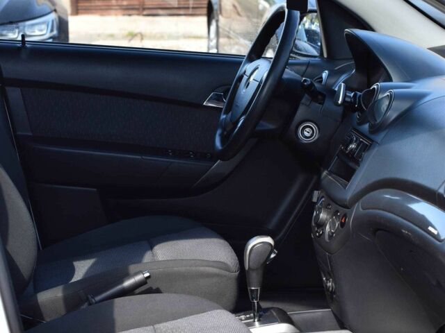 Серый Шевроле Авео, объемом двигателя 1.5 л и пробегом 151 тыс. км за 4499 $, фото 11 на Automoto.ua