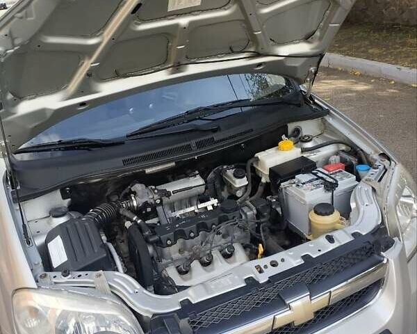 Серый Шевроле Авео, объемом двигателя 1.5 л и пробегом 78 тыс. км за 5300 $, фото 10 на Automoto.ua