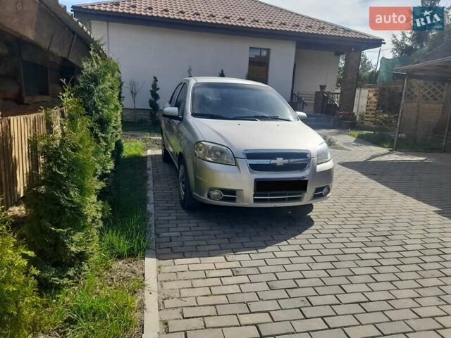 Серый Шевроле Авео, объемом двигателя 1.5 л и пробегом 240 тыс. км за 3750 $, фото 12 на Automoto.ua