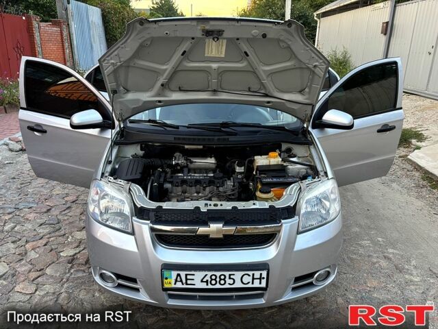 Серый Шевроле Авео, объемом двигателя 1.5 л и пробегом 165 тыс. км за 4900 $, фото 7 на Automoto.ua